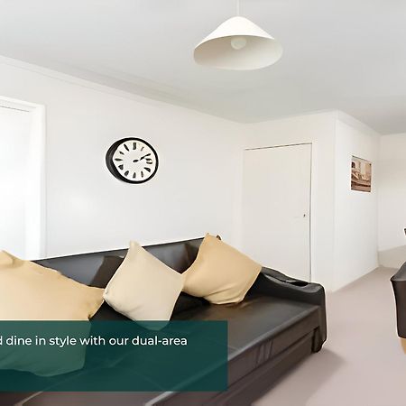Clarence Suite 1 Bedroom W Free Parking Chatham  Buitenkant foto